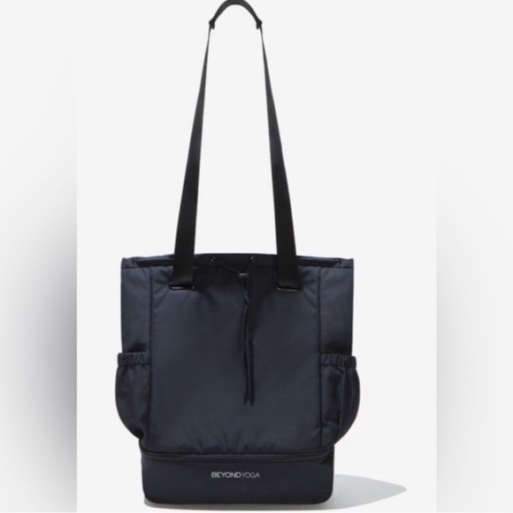 Beyond Yoga Convertible Gym‎ Bag Backpack Drawstring Black Tote Carrying Case main image 4